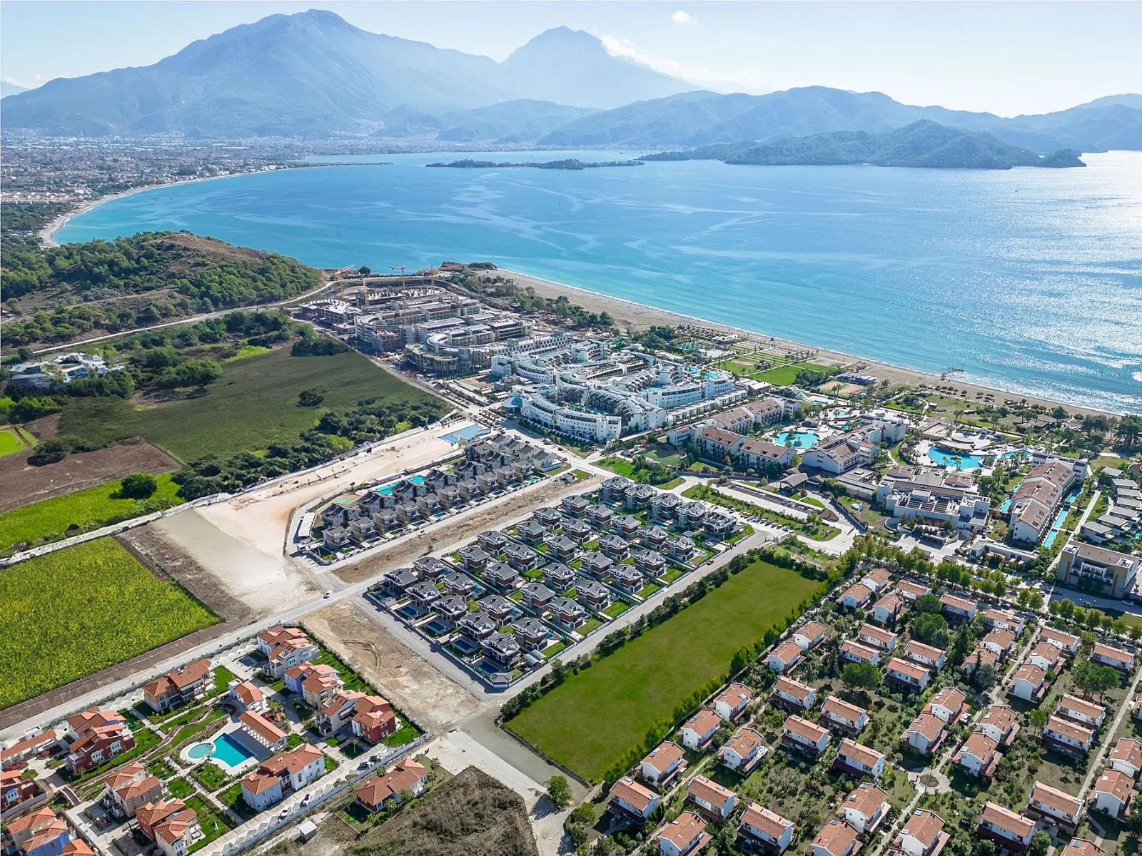 Zu verkaufen 4+1 freistehende Villa mit Pool In den Galaxy Villen