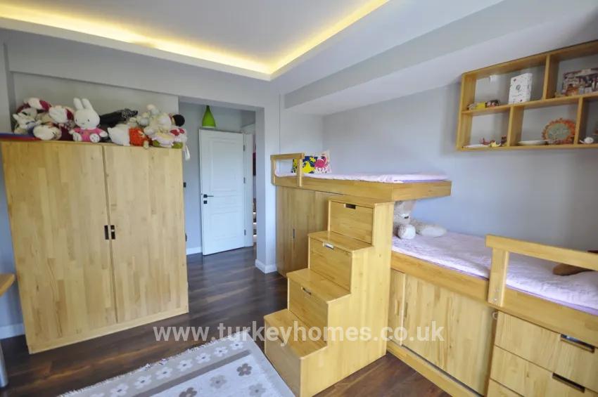 4+1-Zimmer Villa Zu verkaufen in Çiftlik Bz. Fethiye - 660 m²