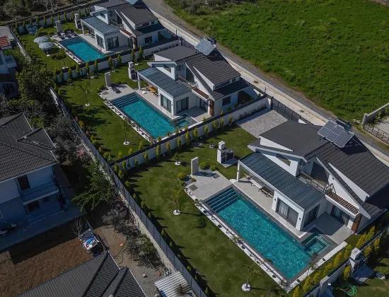 Freistehende Villa mit Pool, 3+1, zum Verkauf In Kargı