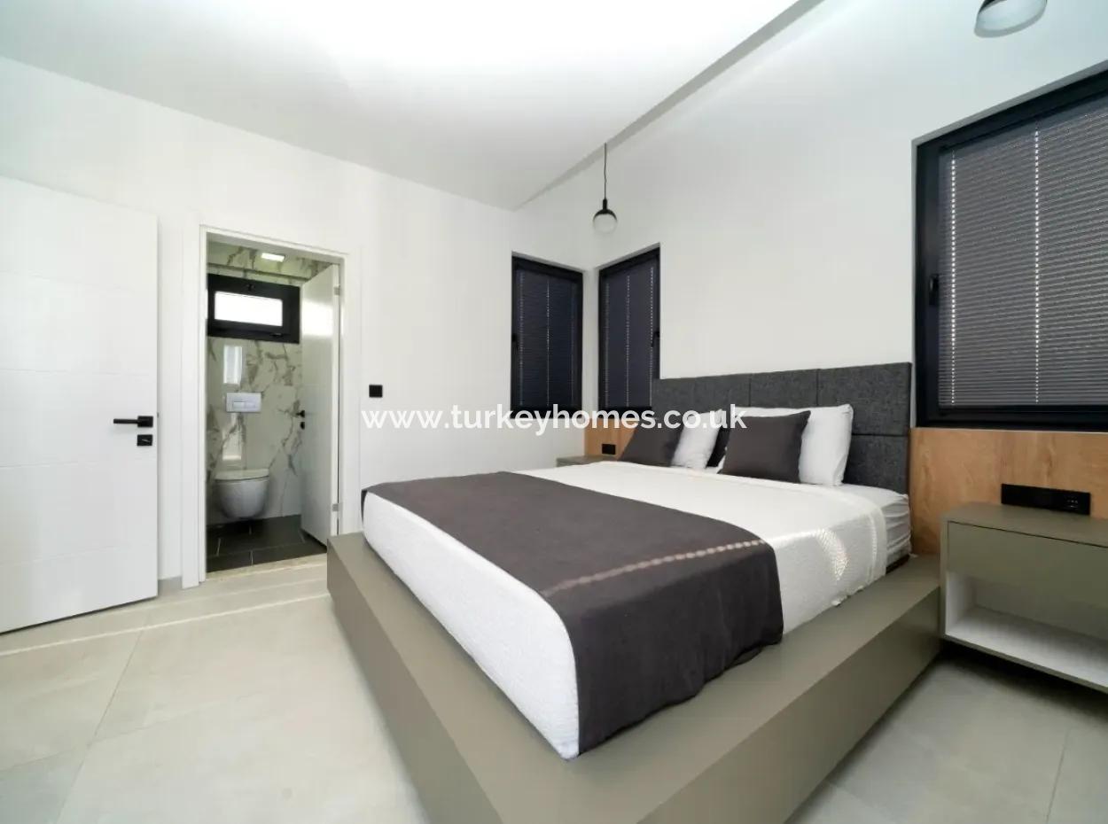 4-Stöckige Freistehende Villa In Çiftlik