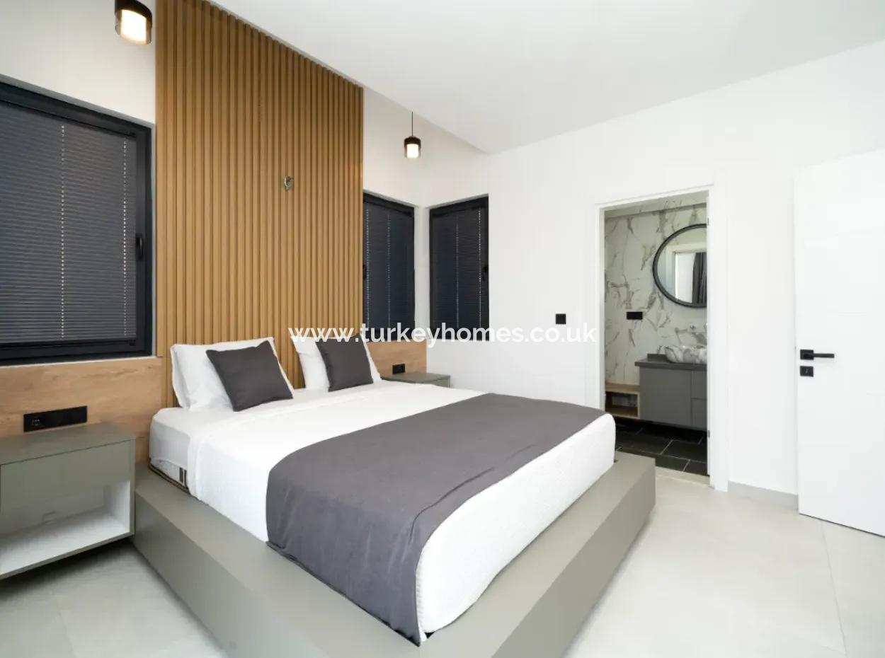 4-Stöckige Freistehende Villa In Çiftlik