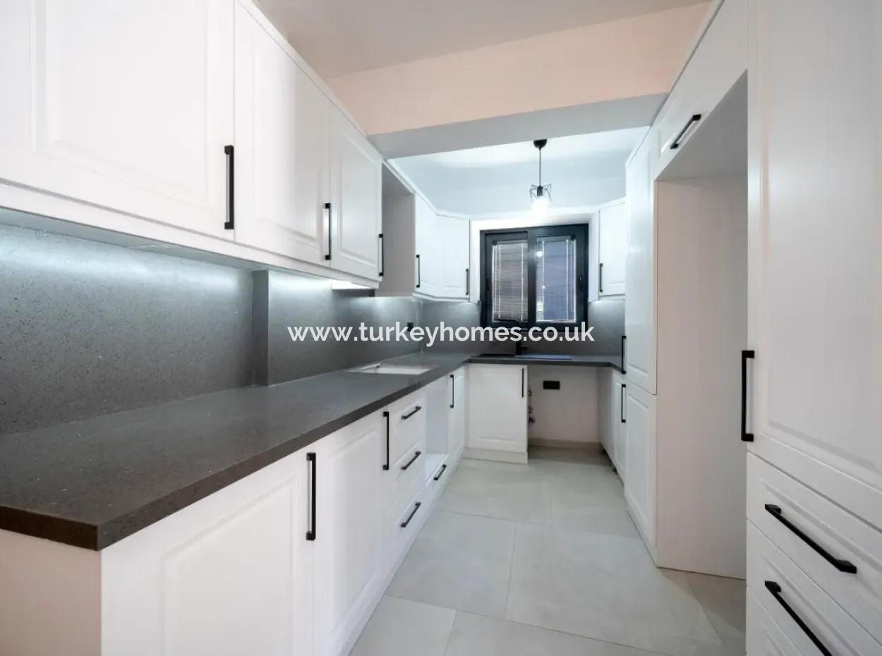 4-Stöckige Freistehende Villa In Çiftlik