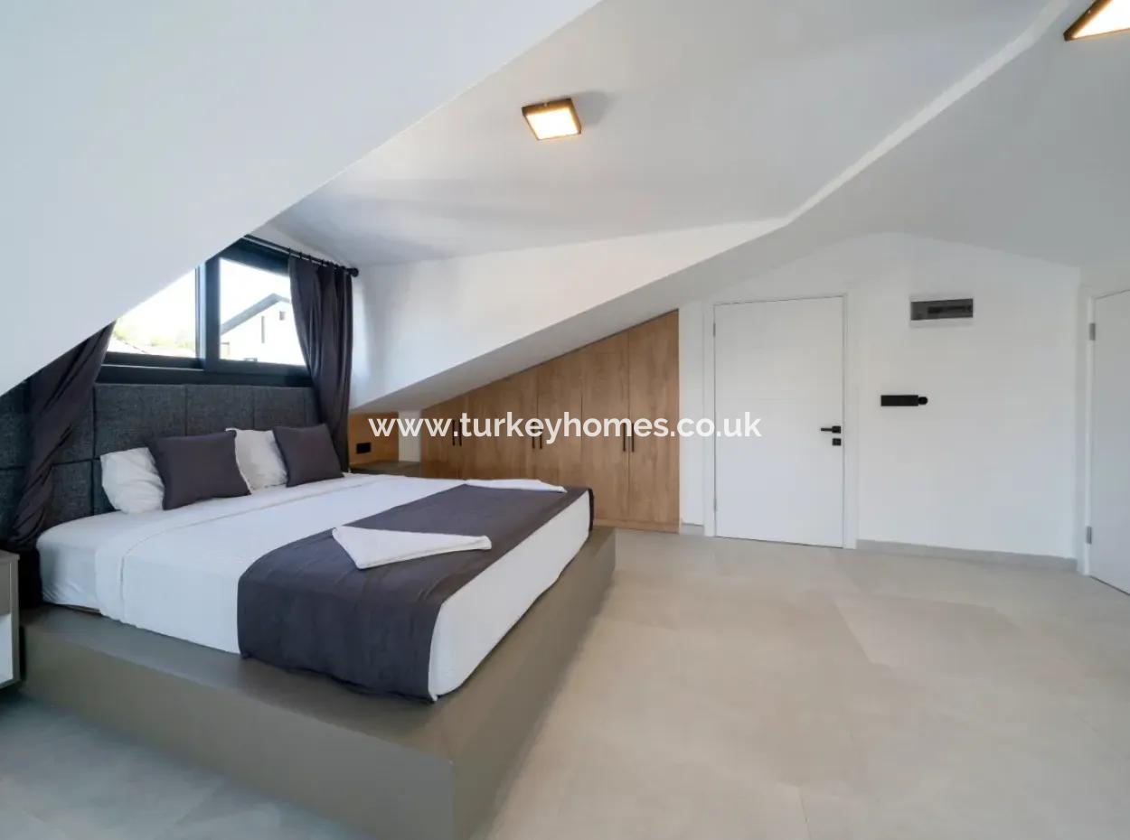 4-Stöckige Freistehende Villa In Çiftlik