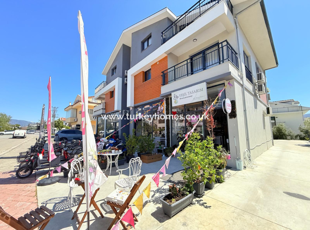 2 Geschäfte Zum Verkauf An Der Ecke Mit Blick Auf Yergüzlar In Akarca
