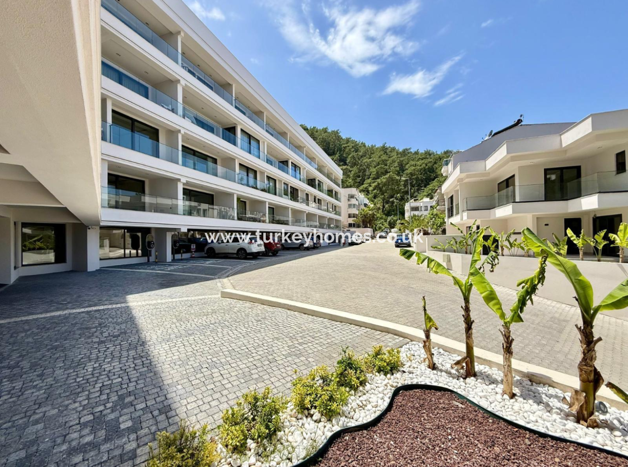 Zu Verkaufen 2+1 Maisonette-Wohnung In Karagözler Residence 222