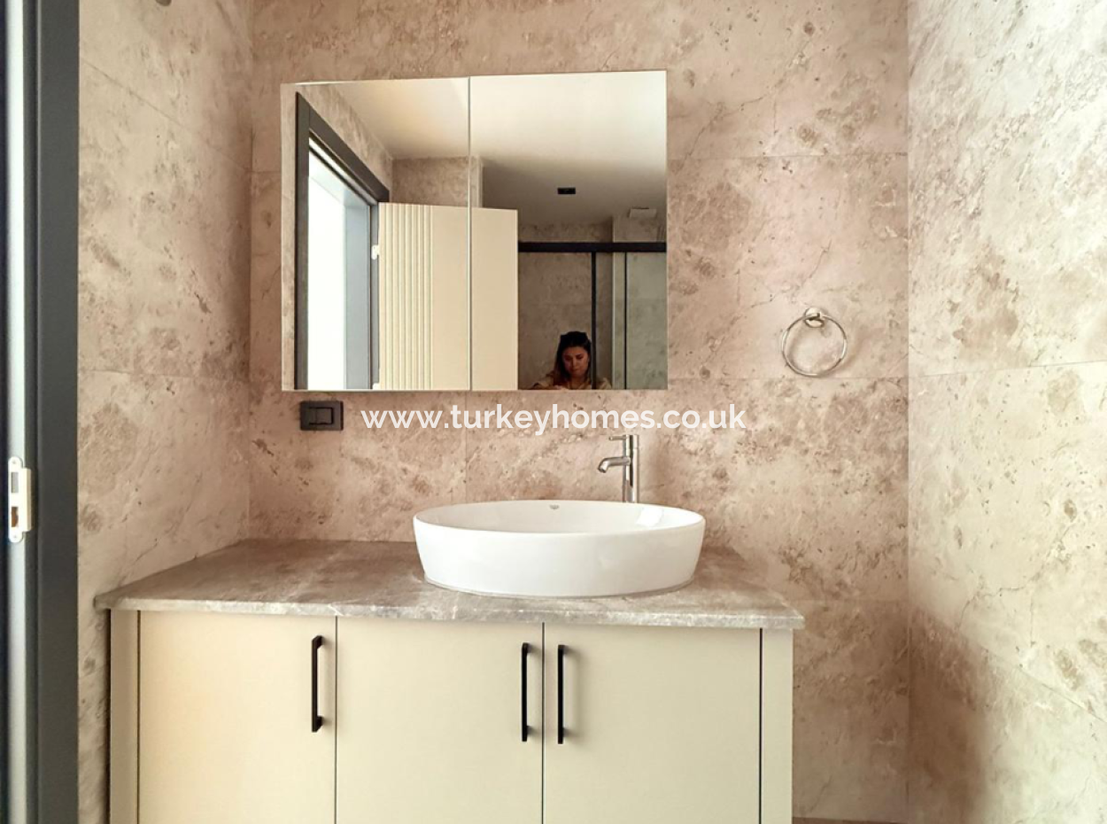 Zu Verkaufen 2+1 Maisonette-Wohnung In Karagözler Residence 222