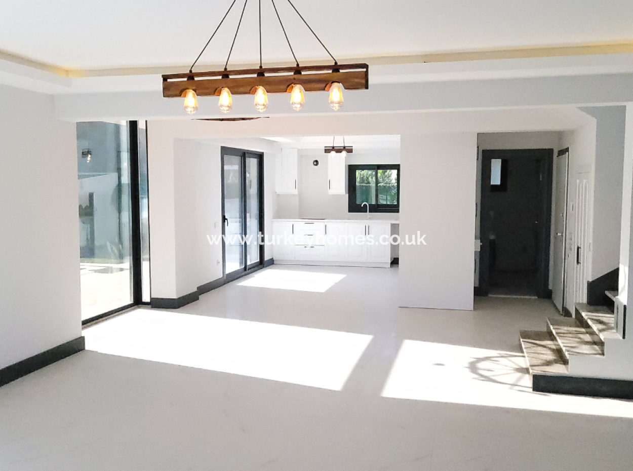 Großzügige 4+1 Villa Mit Privatem Pool Und Terrasse In Fethiye