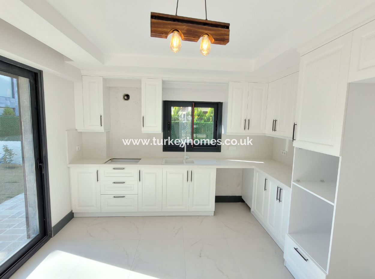 Großzügige 4+1 Villa Mit Privatem Pool Und Terrasse In Fethiye