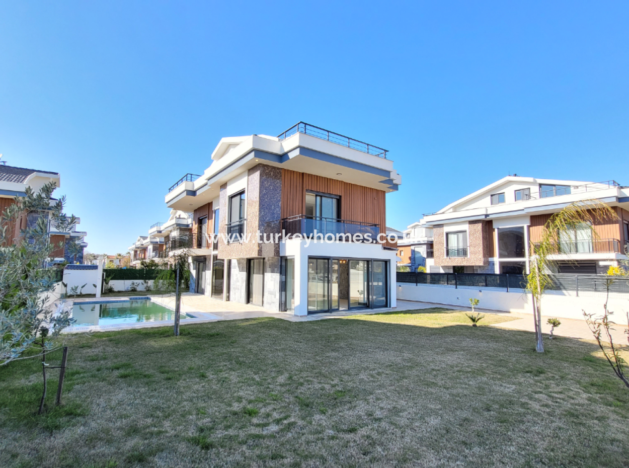 Großzügige 4+1 Villa Mit Privatem Pool Und Terrasse In Fethiye