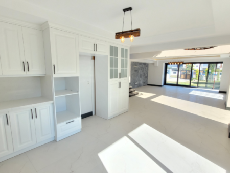 Großzügige 4+1 Villa Mit Privatem Pool Und Terrasse In Fethiye