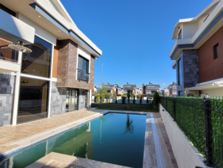 Großzügige 4+1 Villa Mit Privatem Pool Und Terrasse In Fethiye