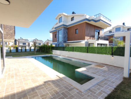 Großzügige 4+1 Villa Mit Privatem Pool Und Terrasse In Fethiye