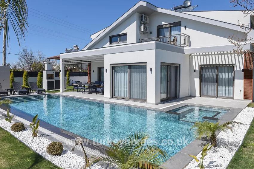 3+1 Bedroom Villa For sale in Kargı Nbh. Fethiye - 690 m²