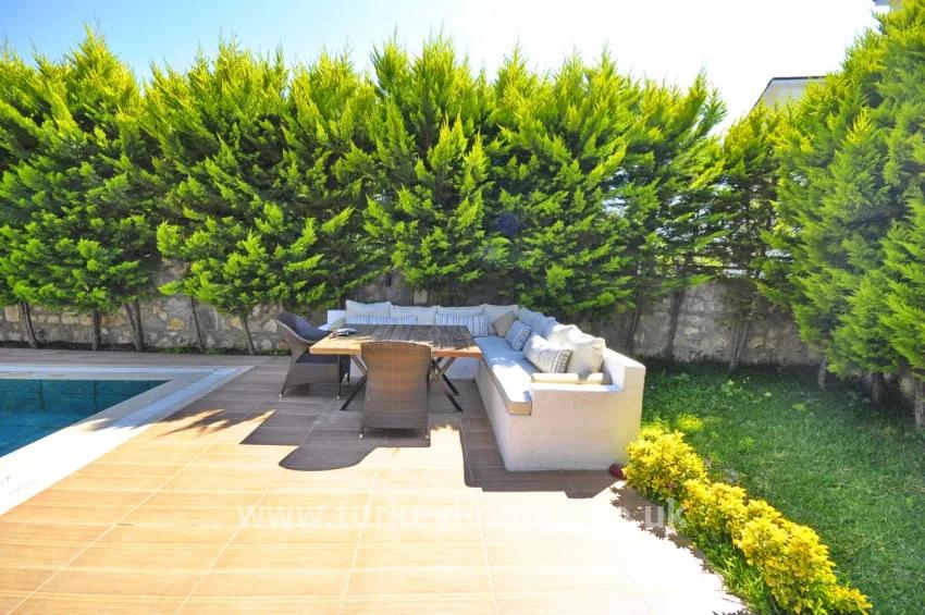 4+1 Bedroom Villa For sale in Çiftlik Nbh. Fethiye - 660 m²
