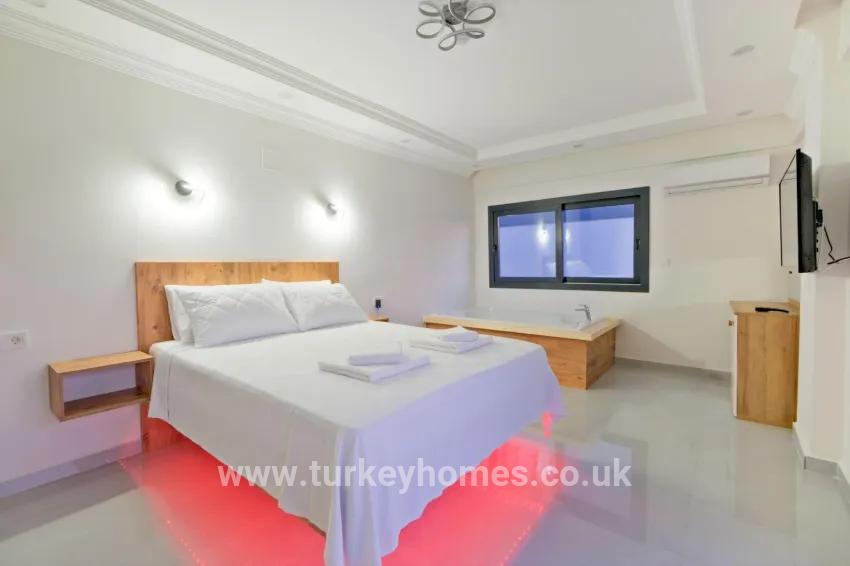 3+1 Bedroom Villa For rent in Çiftlik Nbh. Fethiye - 220 m²