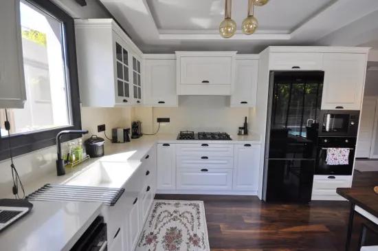 Detached Villa with Private Pool within a 600 M² Plot
