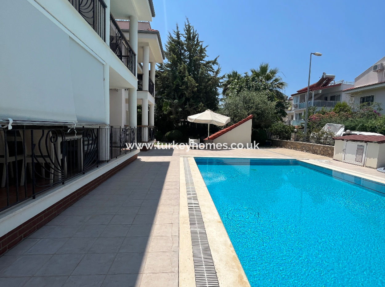 2+1 Furnished Apartment In A Complex With Pool
