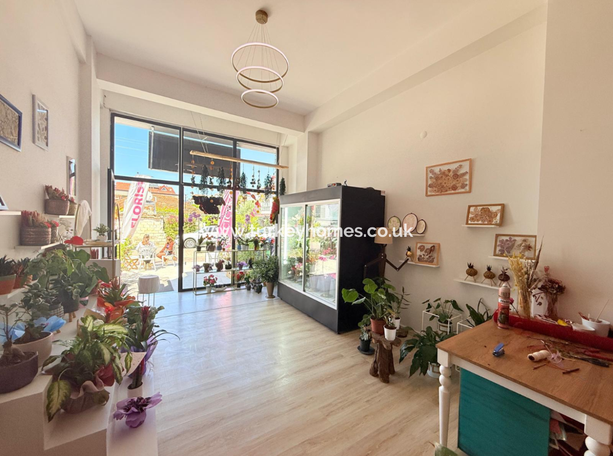 2 Shops For Sale On The Corner Overlooking Yergüzlar In Akarca