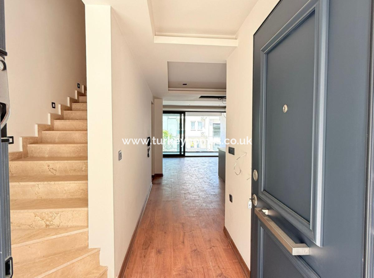 For Rent 2+1 Duplex Apartment In Karagözler Residence 222