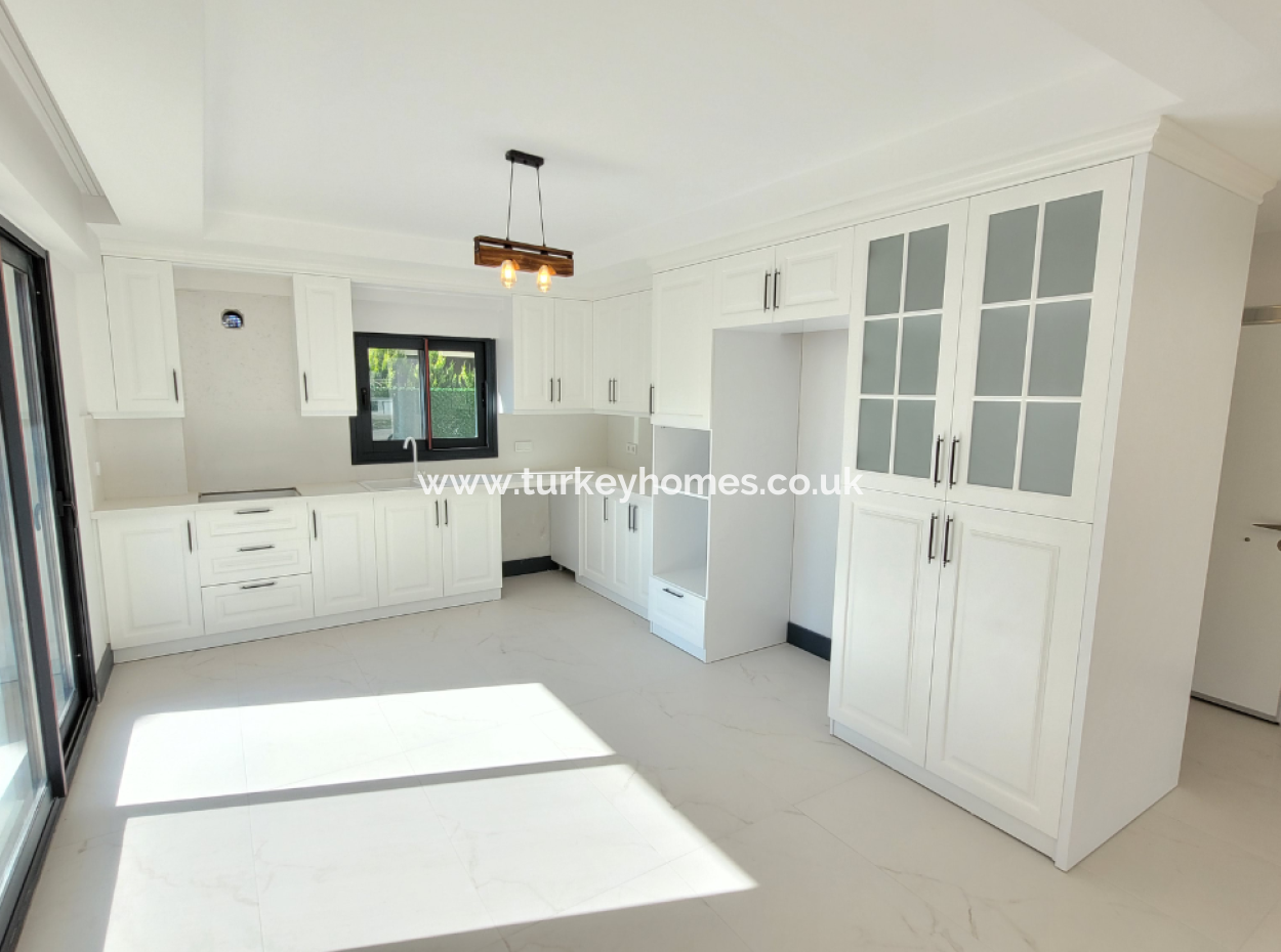 Spacious 4+1 Villa With Private Pool And Terrace In Fethiye