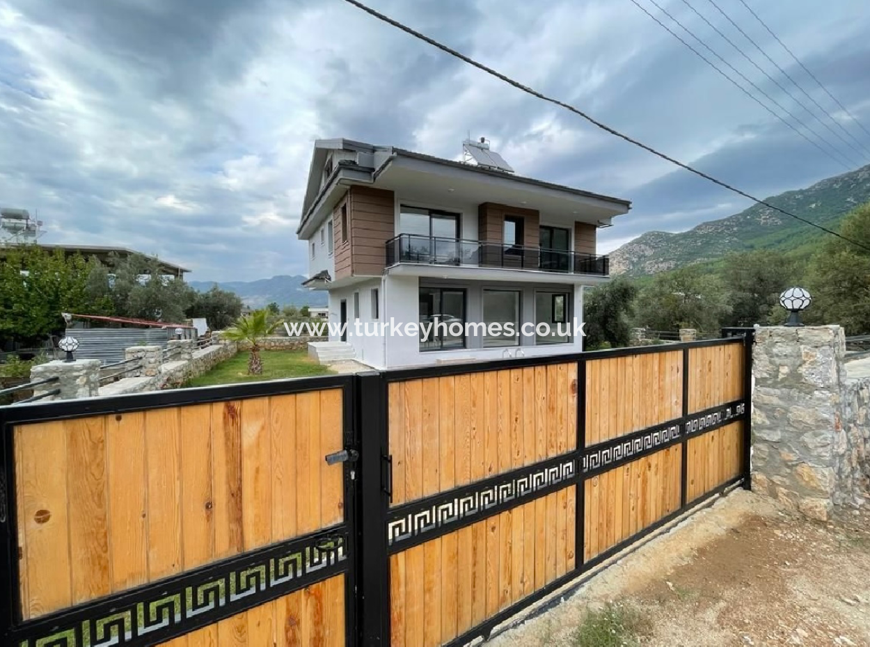 5+1 Villa For Sale In Fethiye Uzumlu