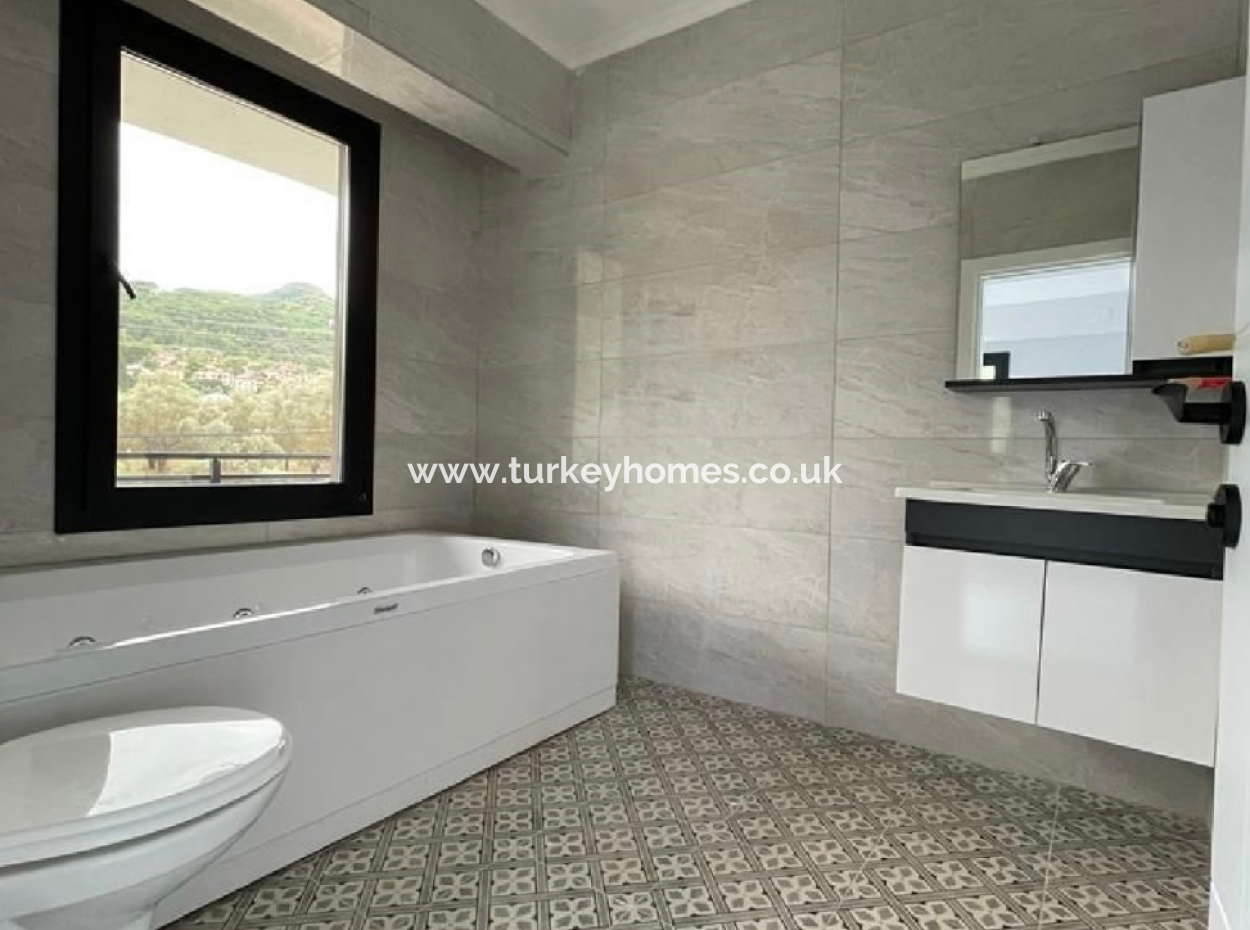 5+1 Villa For Sale In Fethiye Uzumlu