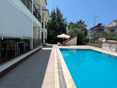 2+1 Furnished Apartment In A Complex With Pool