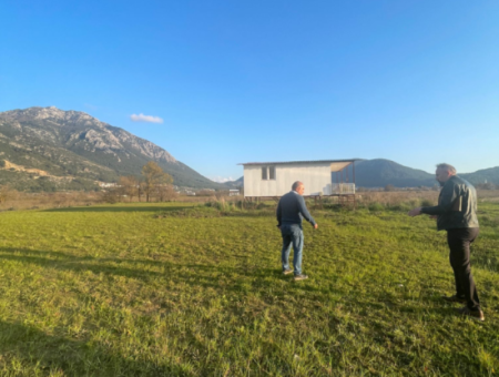 1500 M2 Land For Sale In İncirköy