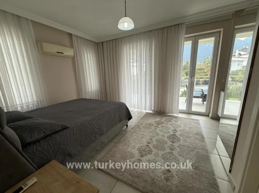 В аренду Вилла 3+1 в Ölüdeniz Fethiye - 220 m²