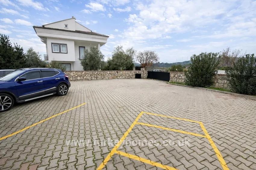В аренду Вилла 3+1 в Ölüdeniz Fethiye - 220 m²