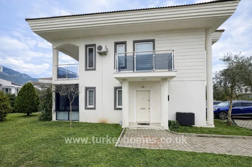 В аренду Вилла 3+1 в Ölüdeniz Fethiye - 220 m²
