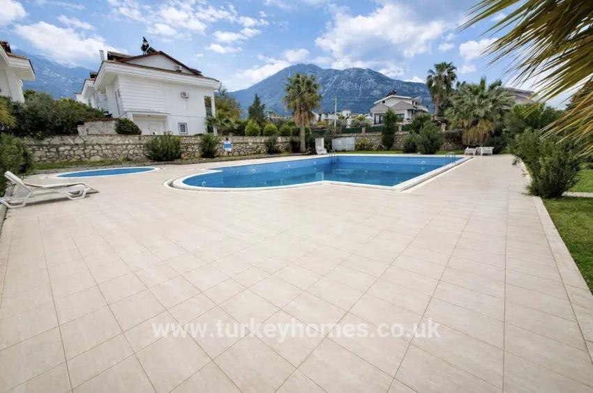 В аренду Вилла 3+1 в Ölüdeniz Fethiye - 220 m²