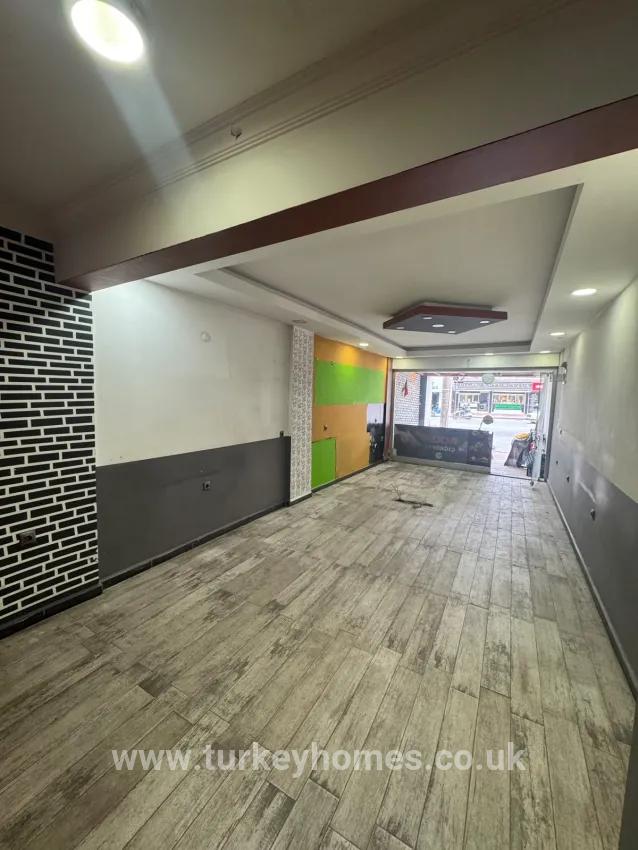В аренду Магазин и магазин в Karaçulha Fethiye - 36 m²