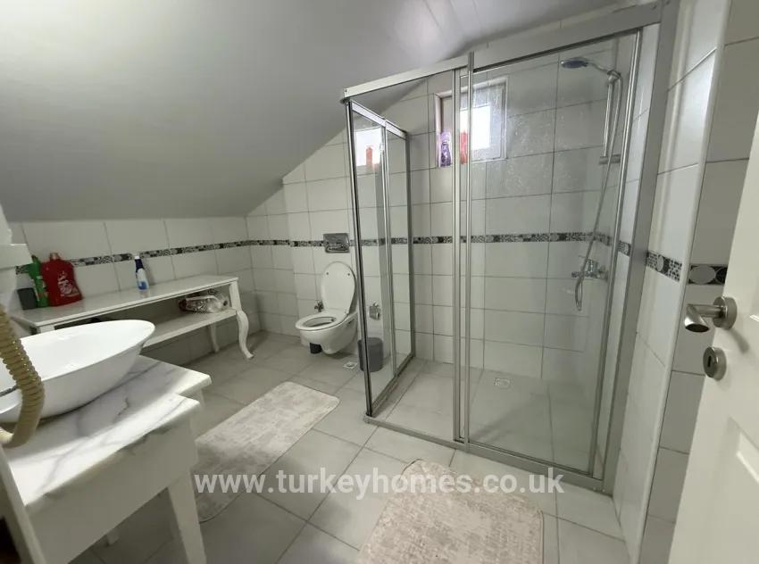 Fethiye Ölüdeniz Mah. Kiralık 3+1 Villa - 220 m²