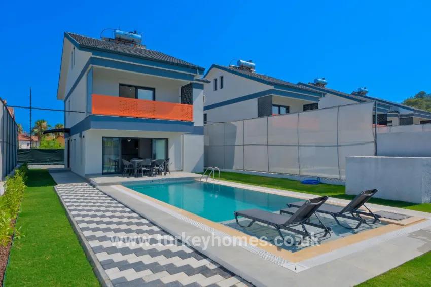 Fethiye Çiftlik Mah. Kiralık 3+1 Villa - 220 m²