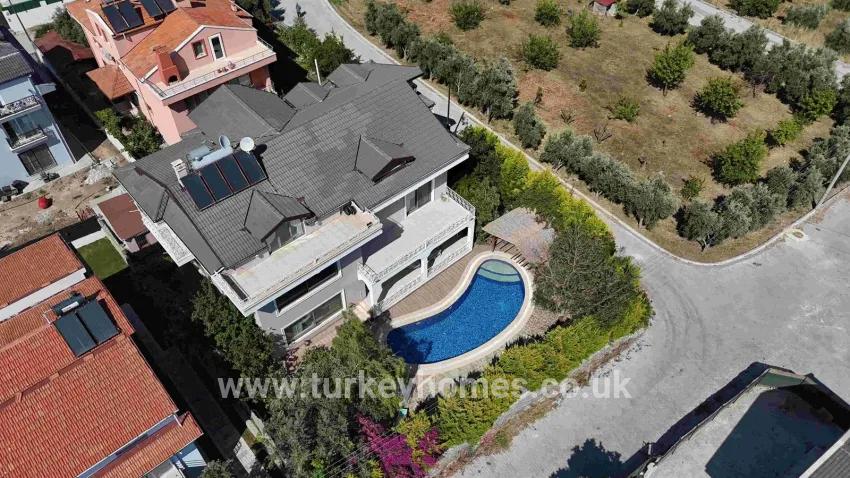 Fethiye Karagedik Mah. Satılık 8+1 Villa - 500 m²