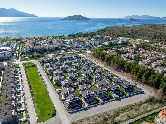 Galaxy Villaları'nda Satılık 4+1 Müstakil Havuzlu Villa