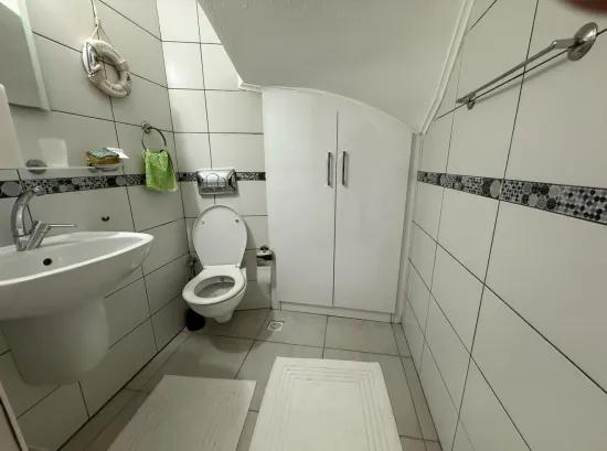 Ovacık'ta Havuzlu Site İçerisinde Eşyalı Villa
