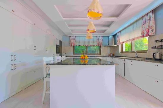 Fethiye Karagedik'te 661 M² Arsa İçinde 8+1 Özel Havuzlu Villa