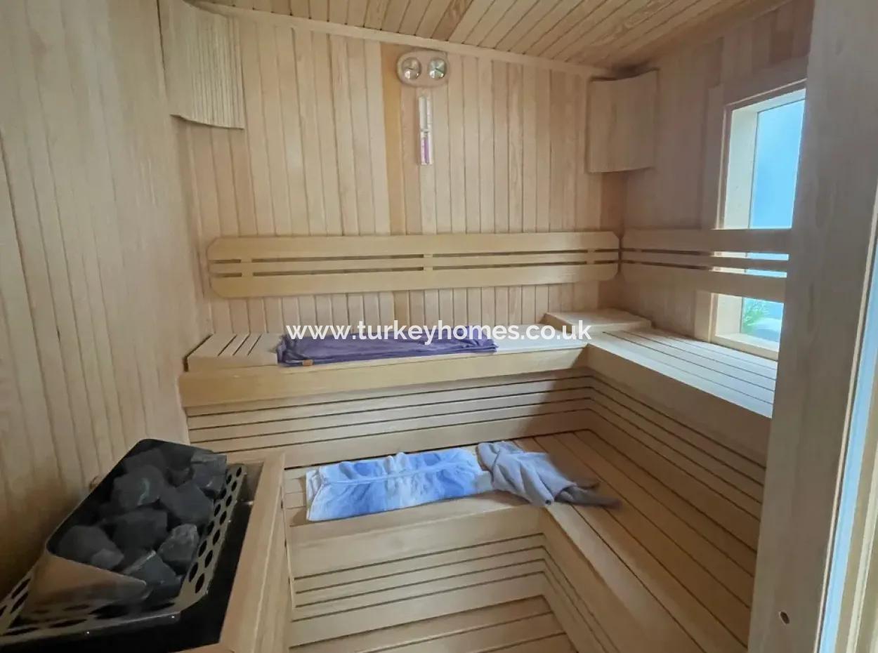 Çiftlik'te 4 Katlı Müstakil Villa