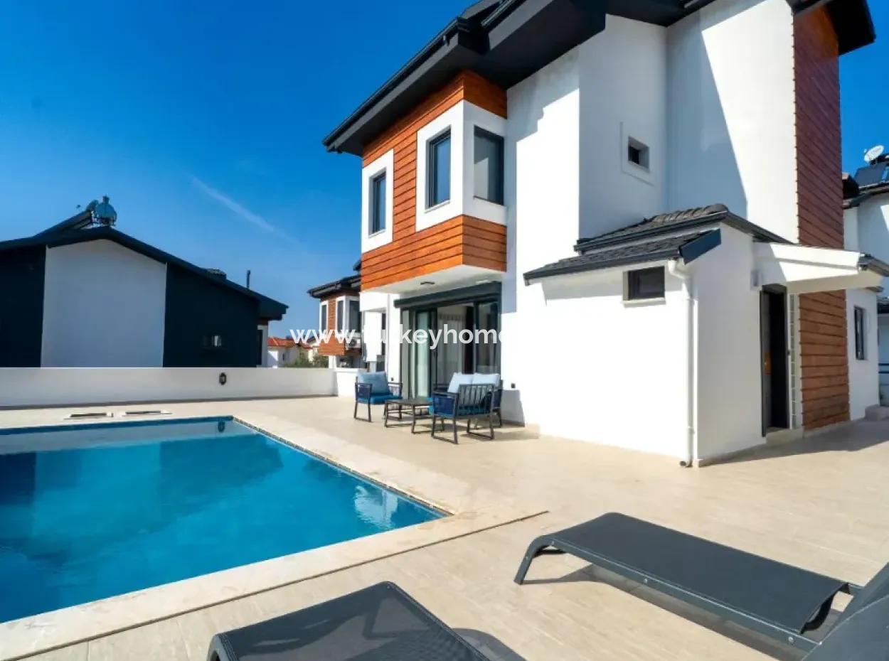 Çiftlik'te 4 Katlı Müstakil Villa