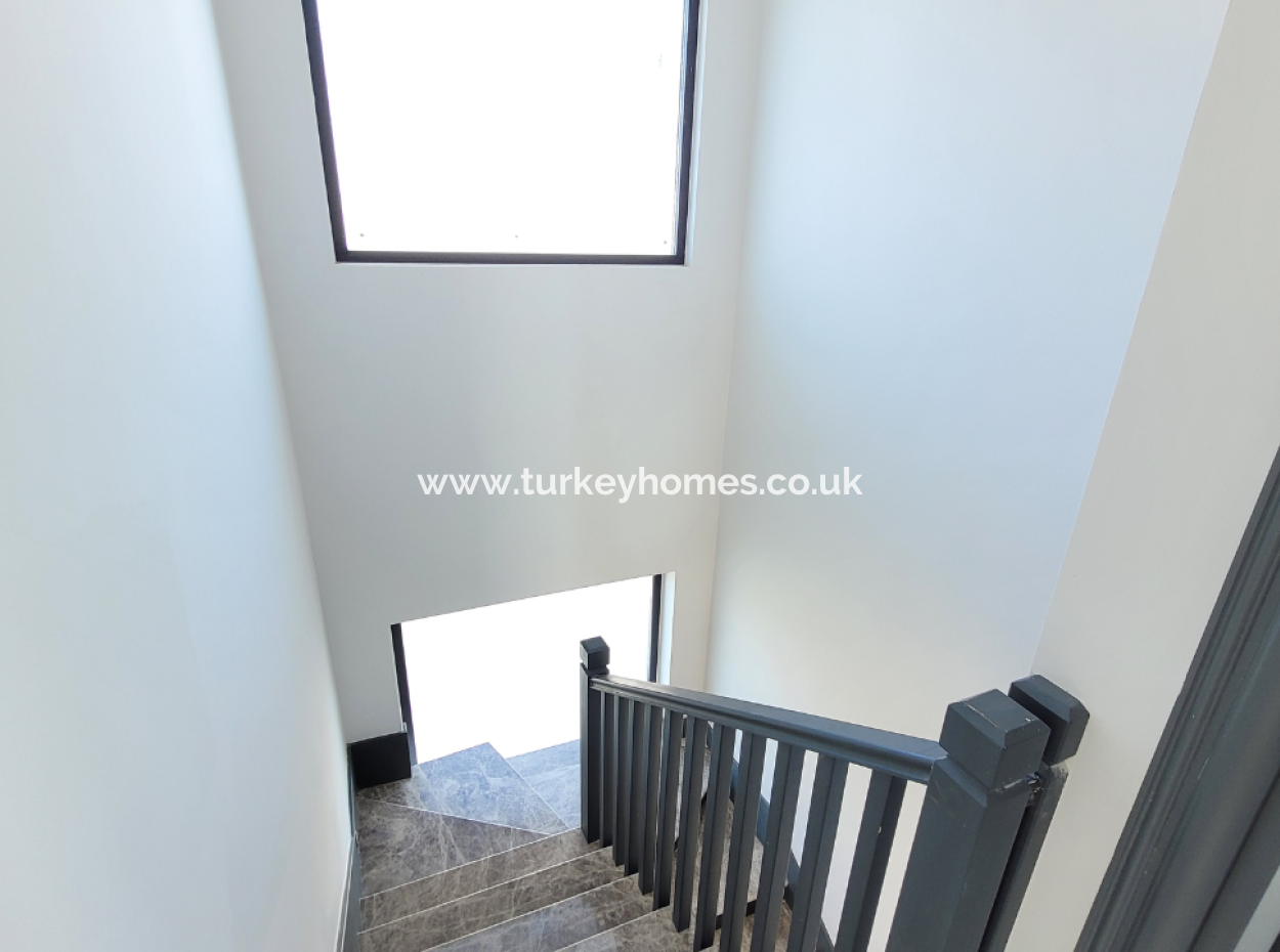 Fethiye Kargı’da Modern Tasarımlı, Bahçeli Ve Havuzlu Villa