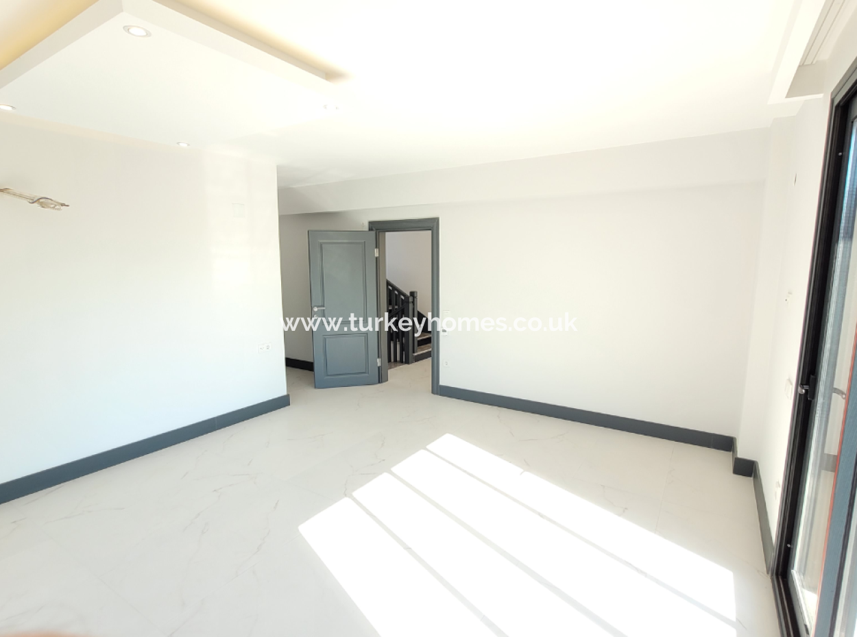 Fethiye Kargı’da Modern Tasarımlı, Bahçeli Ve Havuzlu Villa