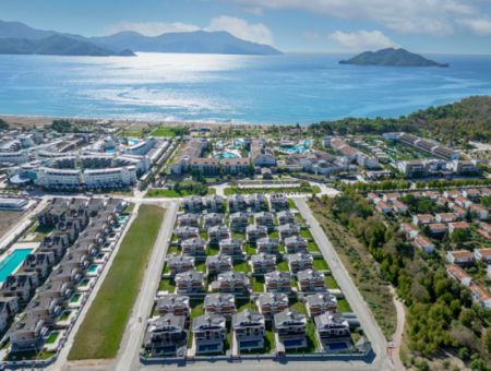 Fethiye Kargı’da Modern Tasarımlı, Bahçeli Ve Havuzlu Villa