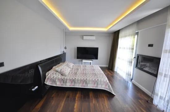 600 M² Arsa İçerisinde Özel Havuzlu Müstakil Villa